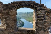 Fenster Burgruine Landshut